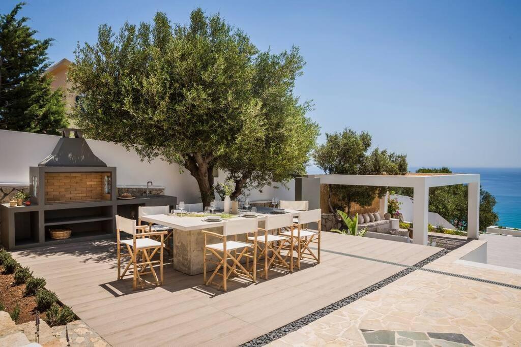 Lourdas White Villa Лурдата Екстер'єр фото